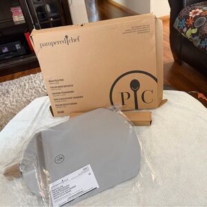 Pampered Chef Pizza Peel